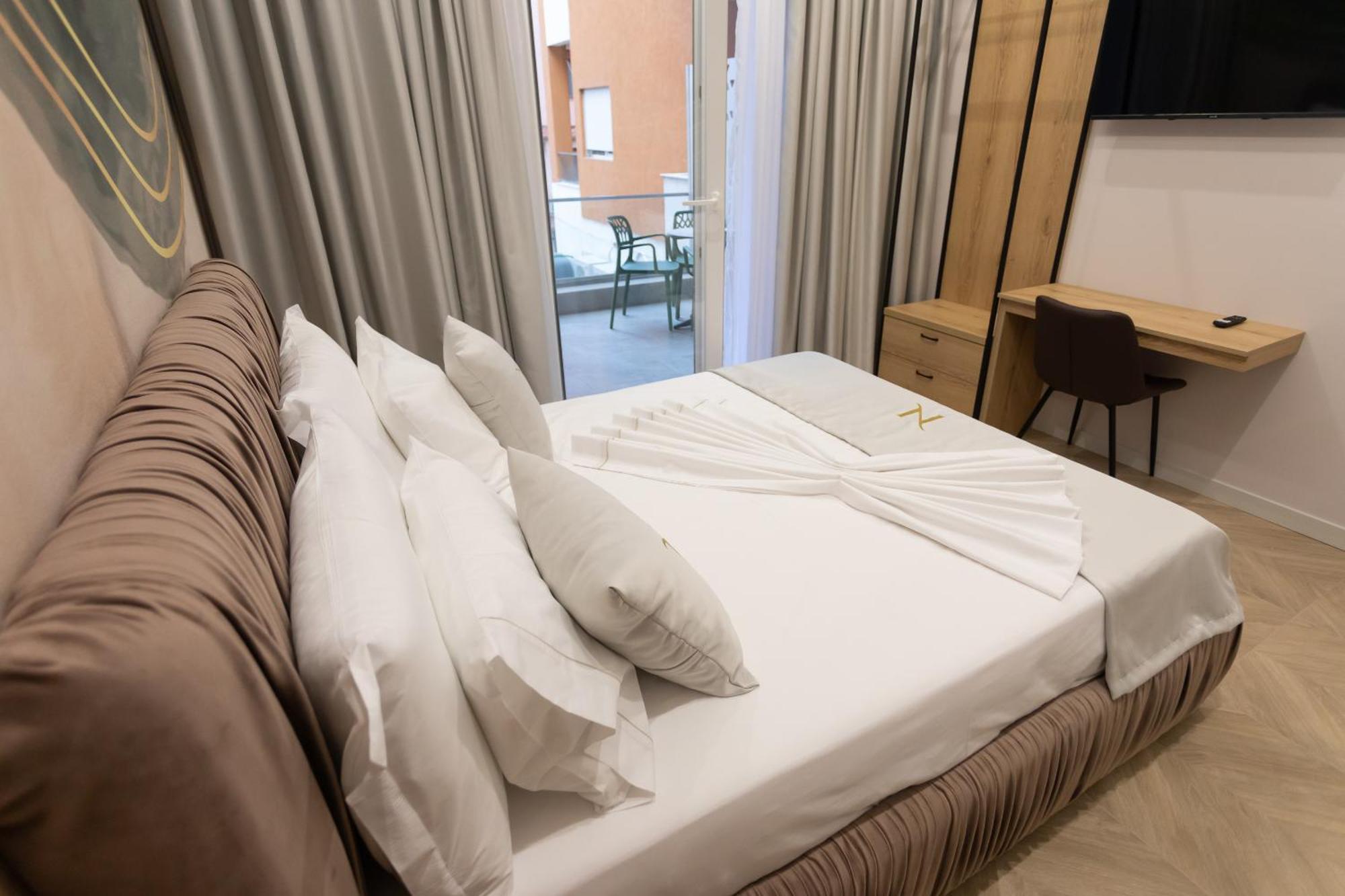 Nayel Hotel Драч Екстериор снимка