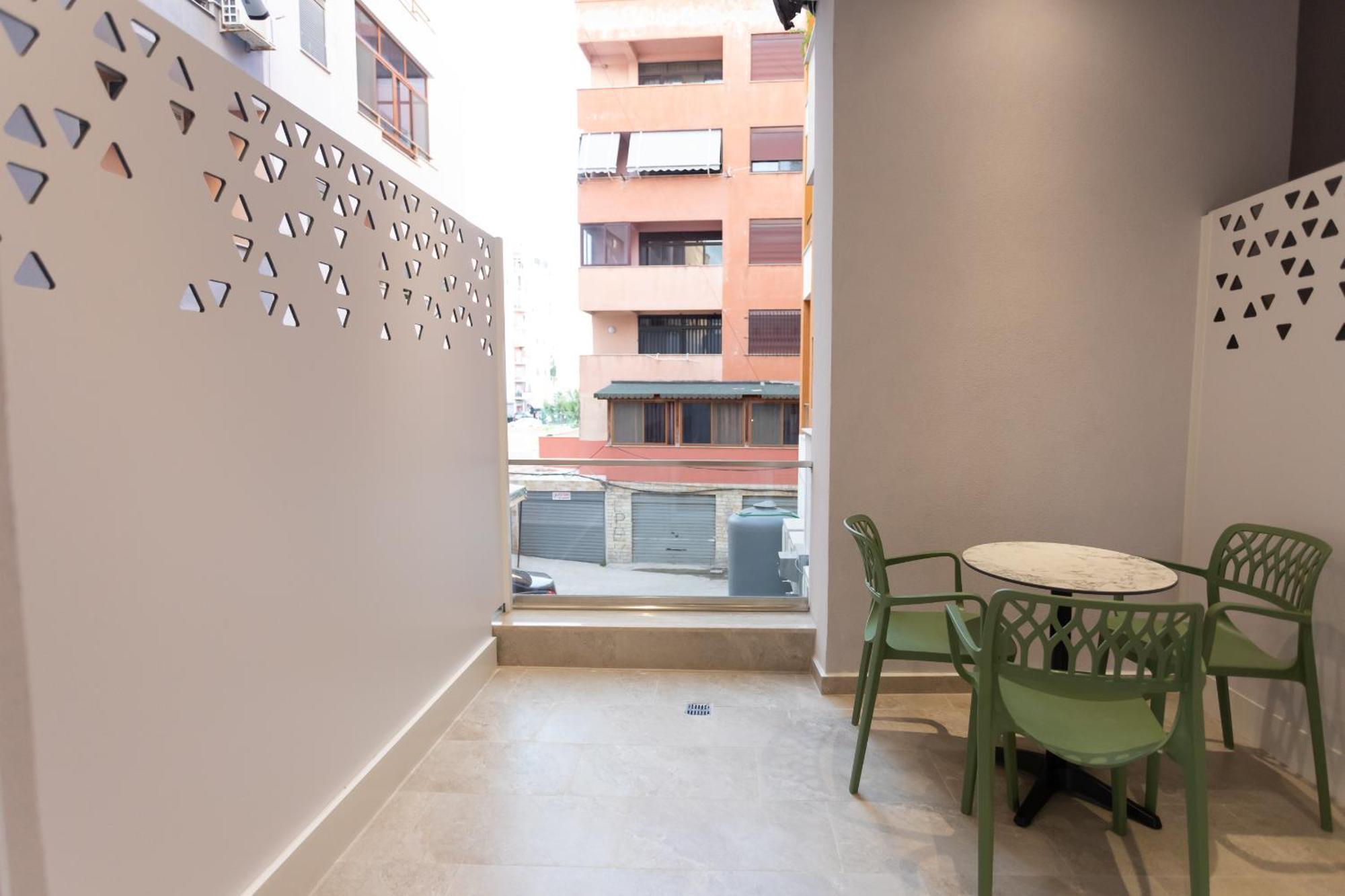 Nayel Hotel Драч Екстериор снимка