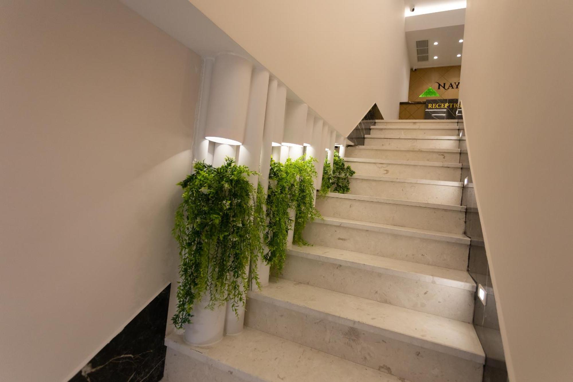 Nayel Hotel Драч Екстериор снимка