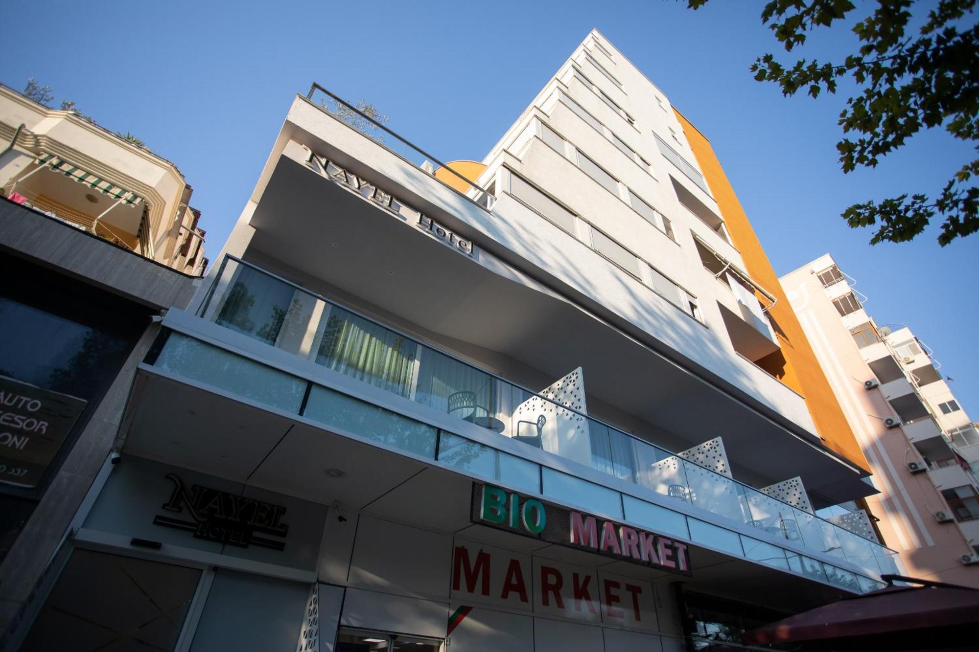 Nayel Hotel Драч Екстериор снимка
