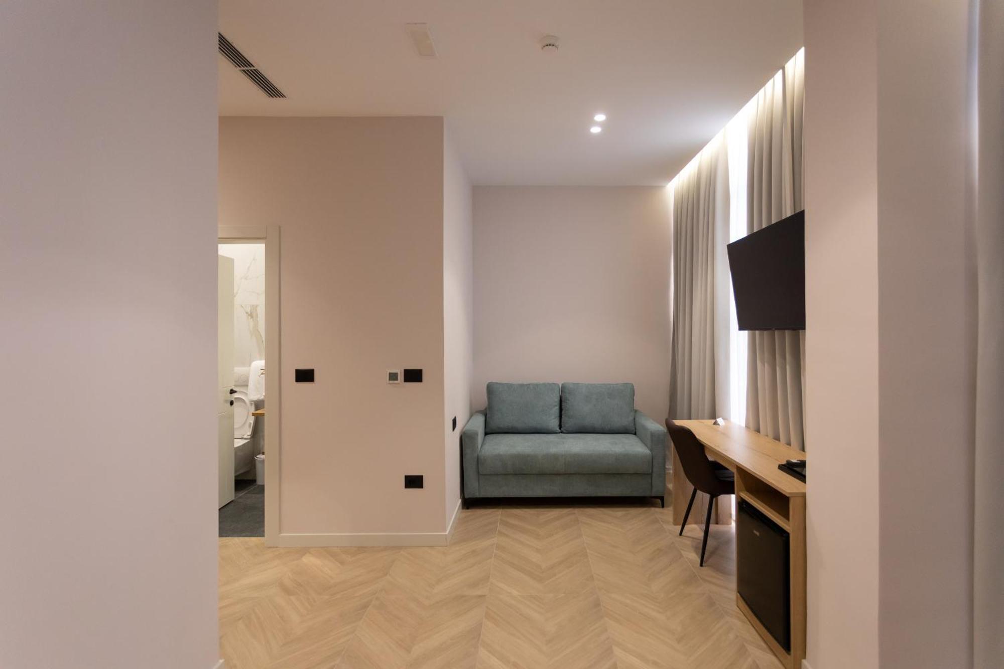 Nayel Hotel Драч Екстериор снимка